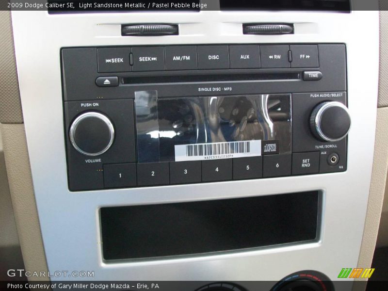 Light Sandstone Metallic / Pastel Pebble Beige 2009 Dodge Caliber SE