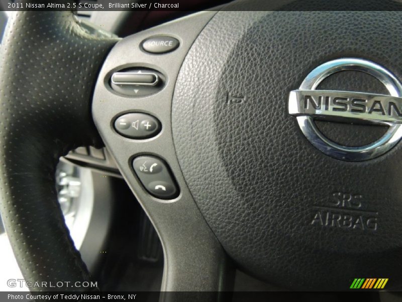 Controls of 2011 Altima 2.5 S Coupe