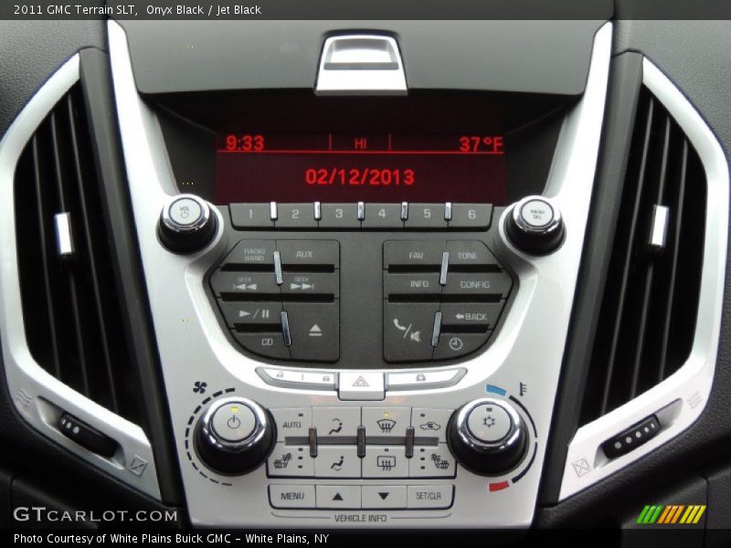 Controls of 2011 Terrain SLT