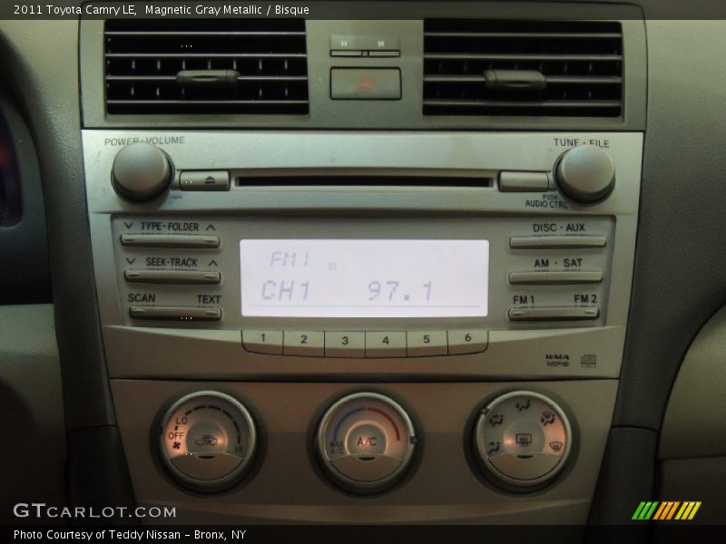Magnetic Gray Metallic / Bisque 2011 Toyota Camry LE