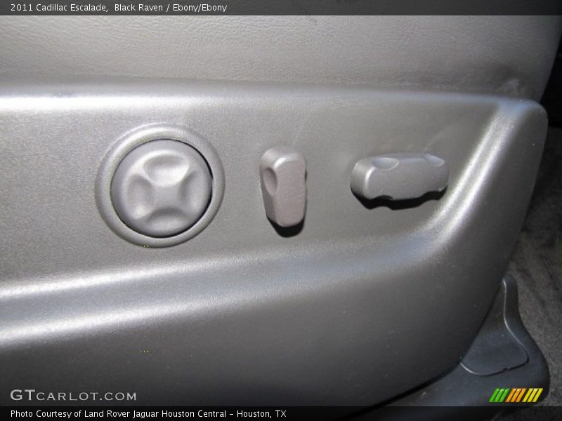 Black Raven / Ebony/Ebony 2011 Cadillac Escalade