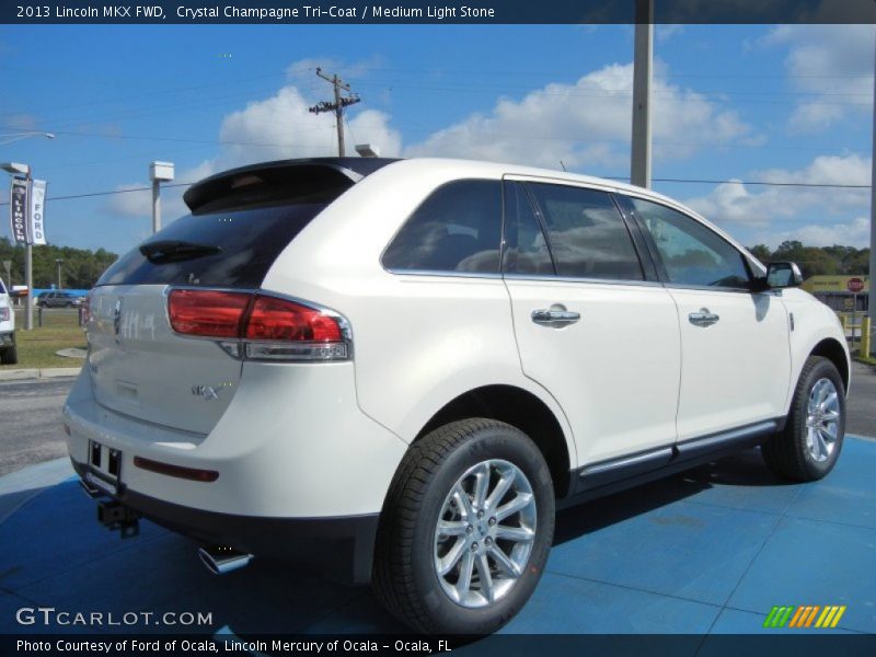 Crystal Champagne Tri-Coat / Medium Light Stone 2013 Lincoln MKX FWD