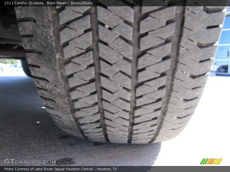 Black Raven / Ebony/Ebony 2011 Cadillac Escalade