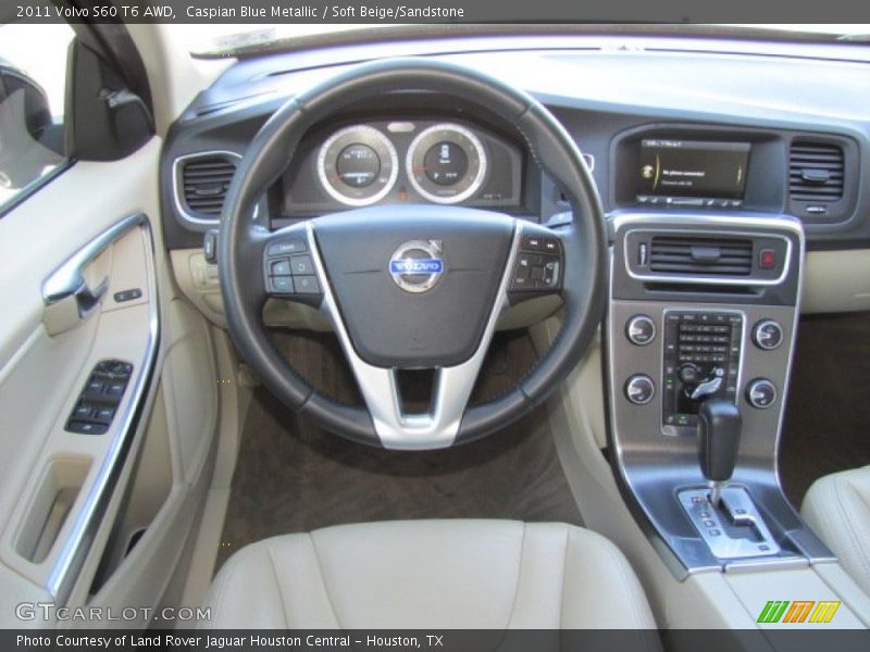 Dashboard of 2011 S60 T6 AWD