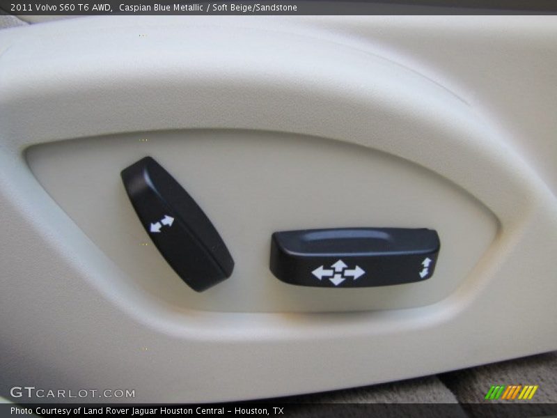 Front Seat of 2011 S60 T6 AWD