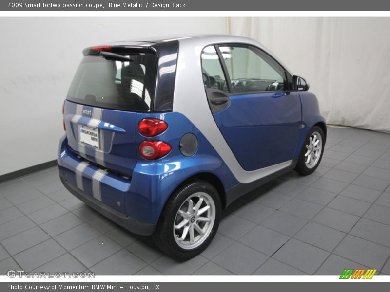 Blue Metallic / Design Black 2009 Smart fortwo passion coupe