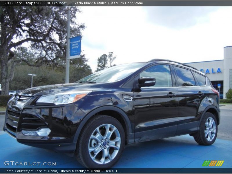 Front 3/4 View of 2013 Escape SEL 2.0L EcoBoost