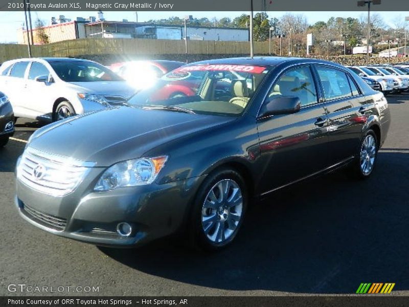 Magnetic Gray Metallic / Ivory 2010 Toyota Avalon XLS
