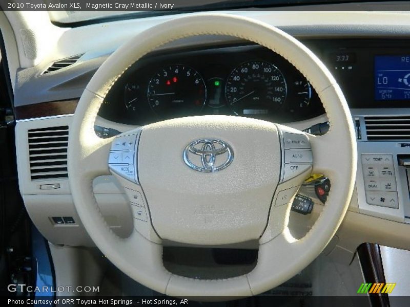 Magnetic Gray Metallic / Ivory 2010 Toyota Avalon XLS
