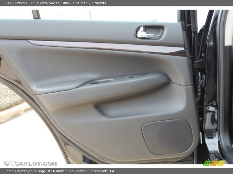 Door Panel of 2013 G 37 Journey Sedan