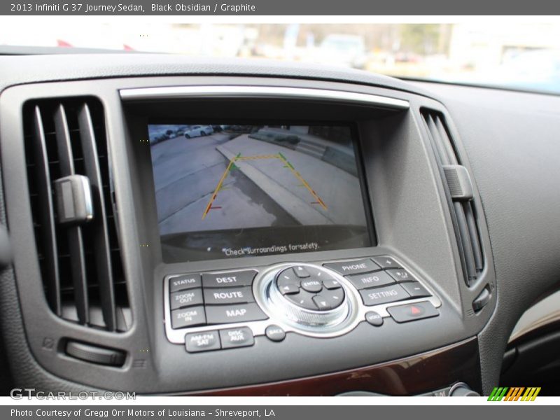 Controls of 2013 G 37 Journey Sedan