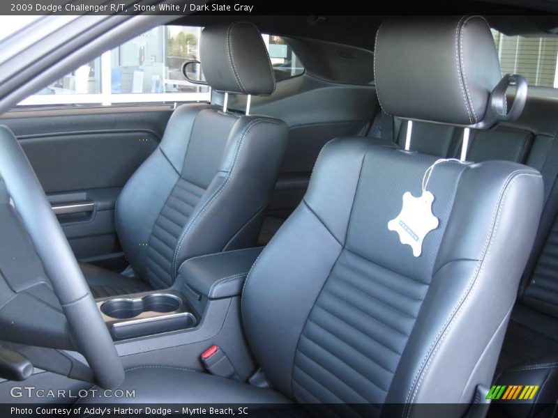 Stone White / Dark Slate Gray 2009 Dodge Challenger R/T