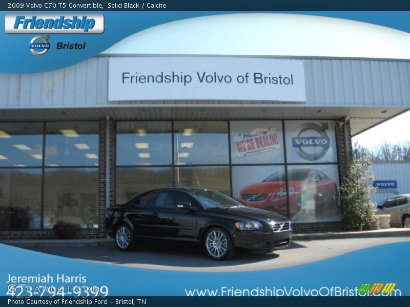 Solid Black / Calcite 2009 Volvo C70 T5 Convertible