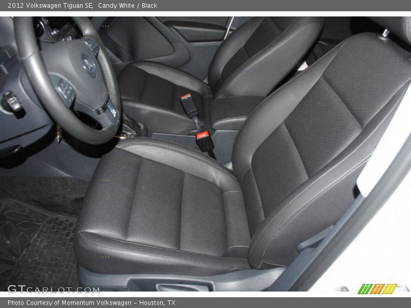 Candy White / Black 2012 Volkswagen Tiguan SE
