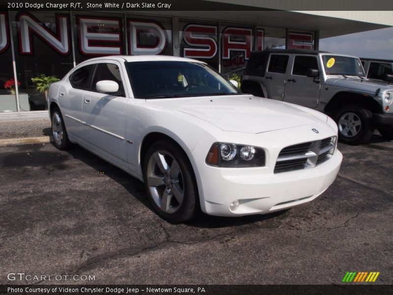 Stone White / Dark Slate Gray 2010 Dodge Charger R/T