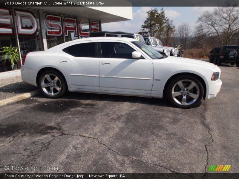 Stone White / Dark Slate Gray 2010 Dodge Charger R/T
