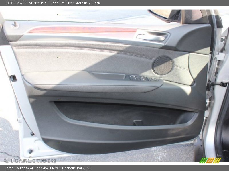 Titanium Silver Metallic / Black 2010 BMW X5 xDrive35d