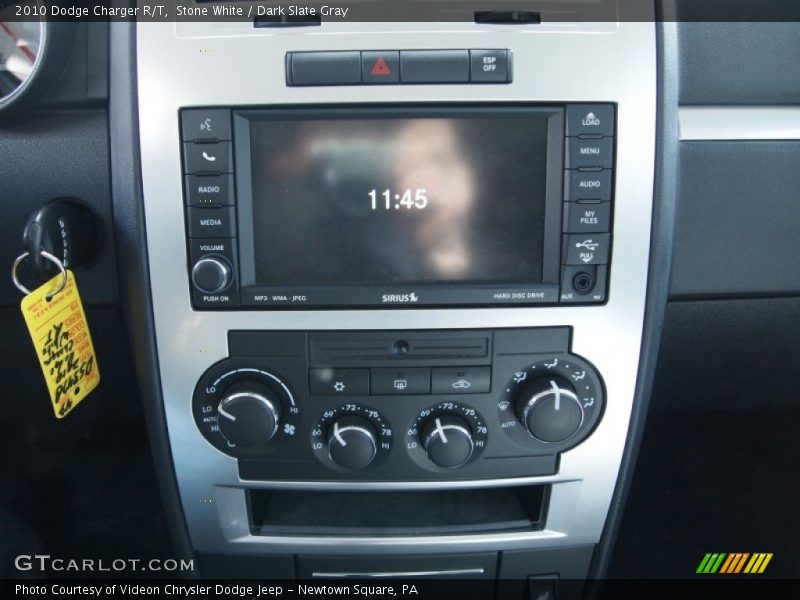 Stone White / Dark Slate Gray 2010 Dodge Charger R/T