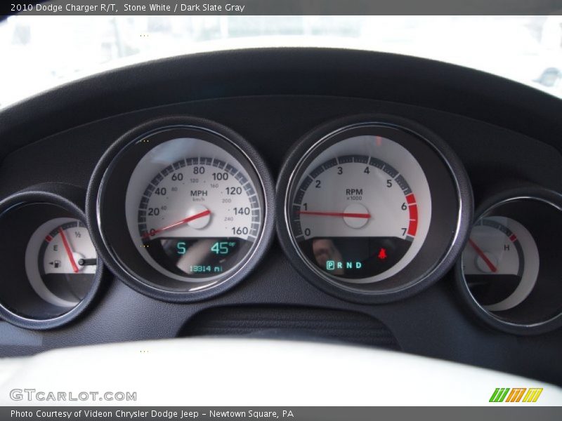 Stone White / Dark Slate Gray 2010 Dodge Charger R/T