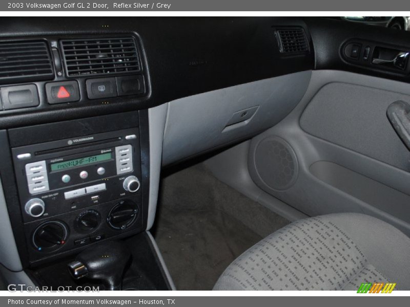 Reflex Silver / Grey 2003 Volkswagen Golf GL 2 Door