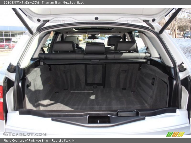 Titanium Silver Metallic / Black 2010 BMW X5 xDrive35d