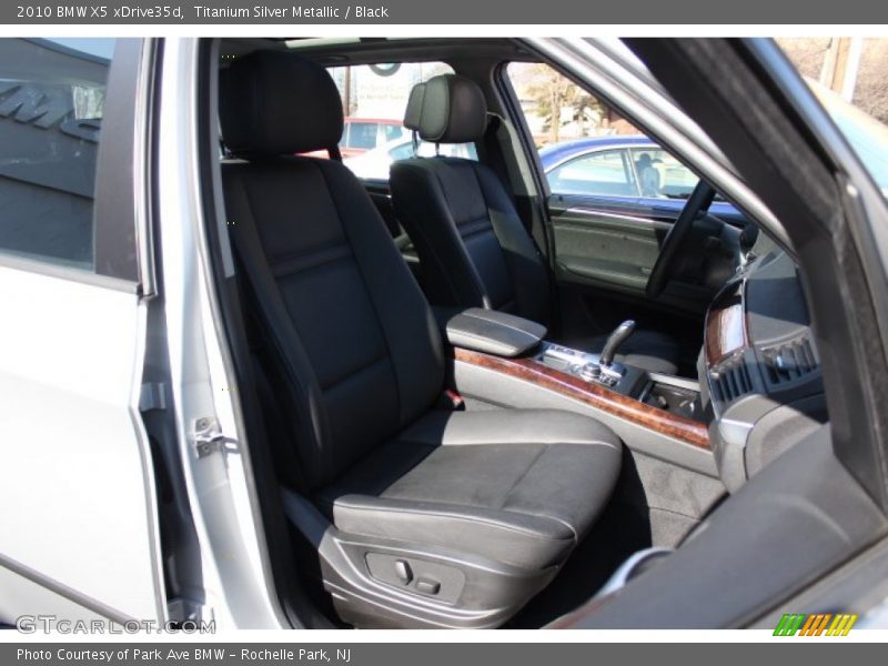 Titanium Silver Metallic / Black 2010 BMW X5 xDrive35d