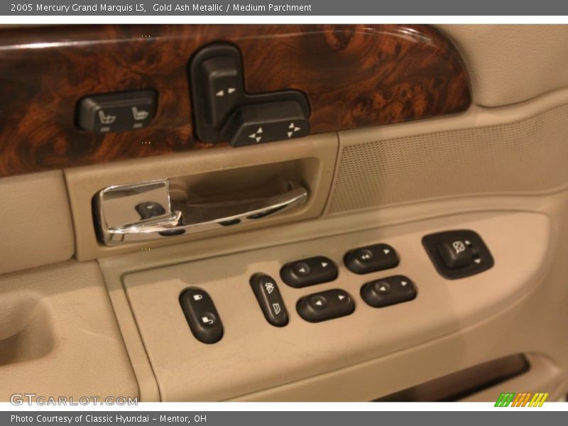 Gold Ash Metallic / Medium Parchment 2005 Mercury Grand Marquis LS