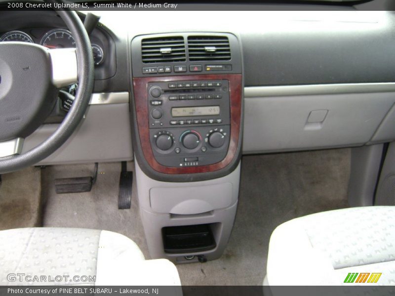 Summit White / Medium Gray 2008 Chevrolet Uplander LS