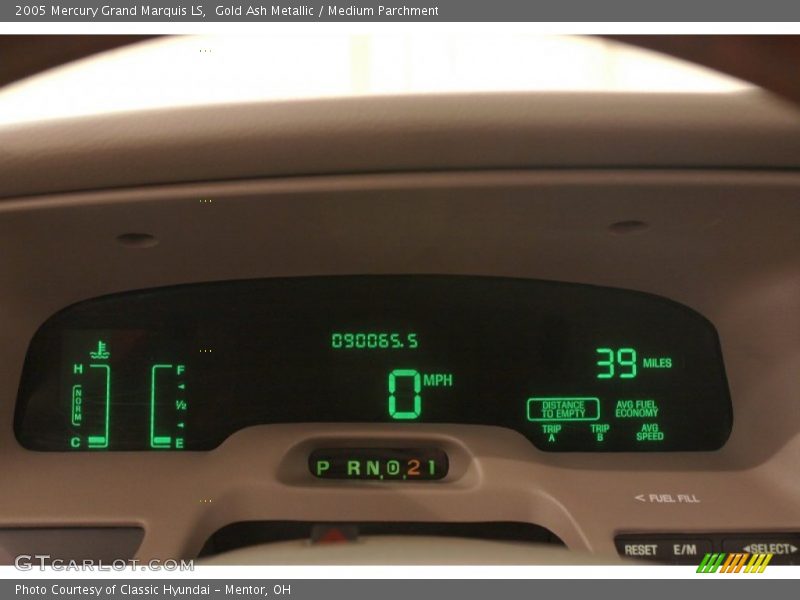 Gold Ash Metallic / Medium Parchment 2005 Mercury Grand Marquis LS