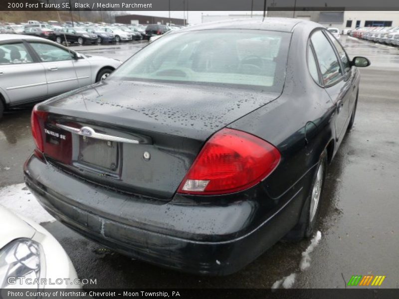 Black / Medium Parchment 2000 Ford Taurus SE