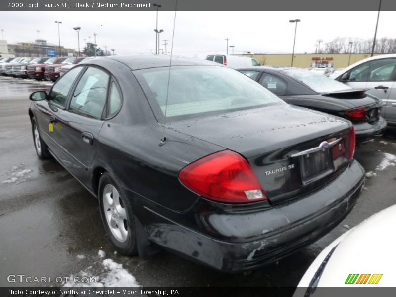 Black / Medium Parchment 2000 Ford Taurus SE