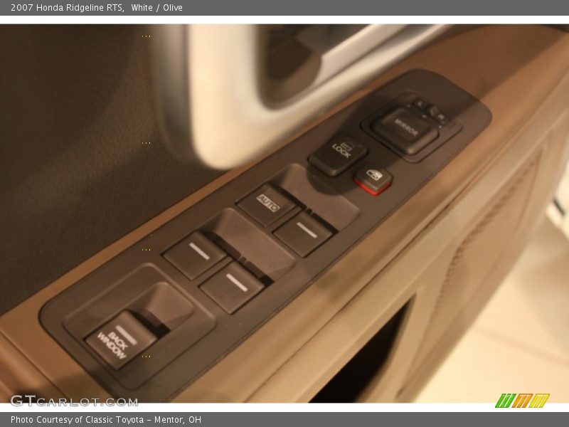 White / Olive 2007 Honda Ridgeline RTS