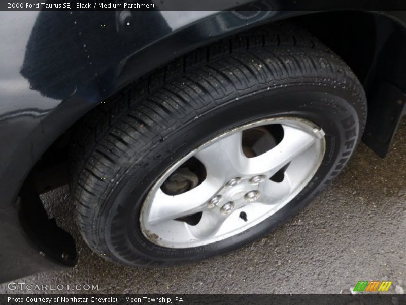 Black / Medium Parchment 2000 Ford Taurus SE
