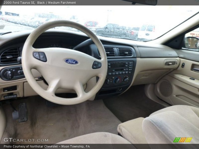 Medium Parchment Interior - 2000 Taurus SE 