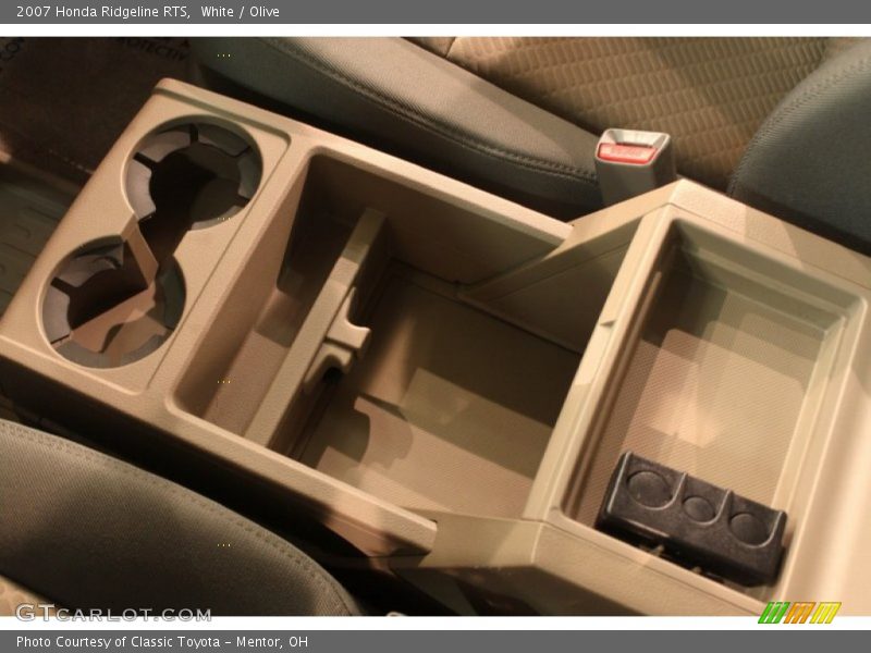 White / Olive 2007 Honda Ridgeline RTS