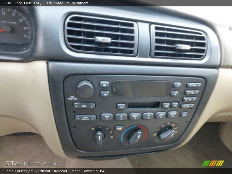 Controls of 2000 Taurus SE