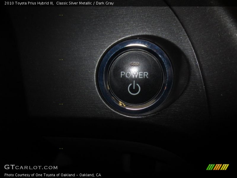 Classic Silver Metallic / Dark Gray 2010 Toyota Prius Hybrid III