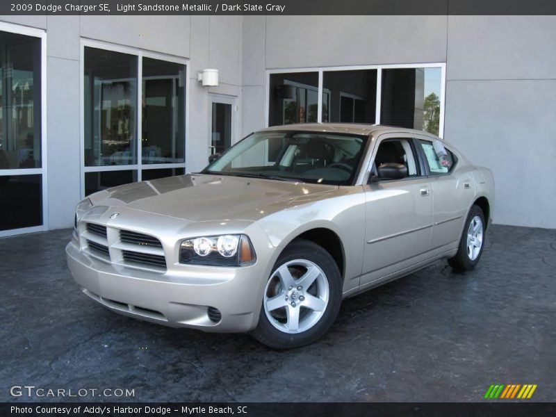 Light Sandstone Metallic / Dark Slate Gray 2009 Dodge Charger SE