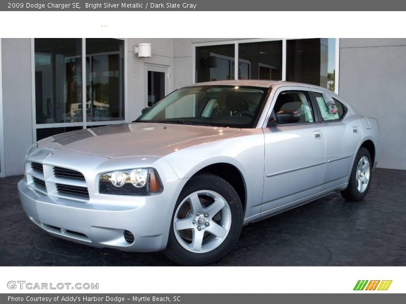Bright Silver Metallic / Dark Slate Gray 2009 Dodge Charger SE