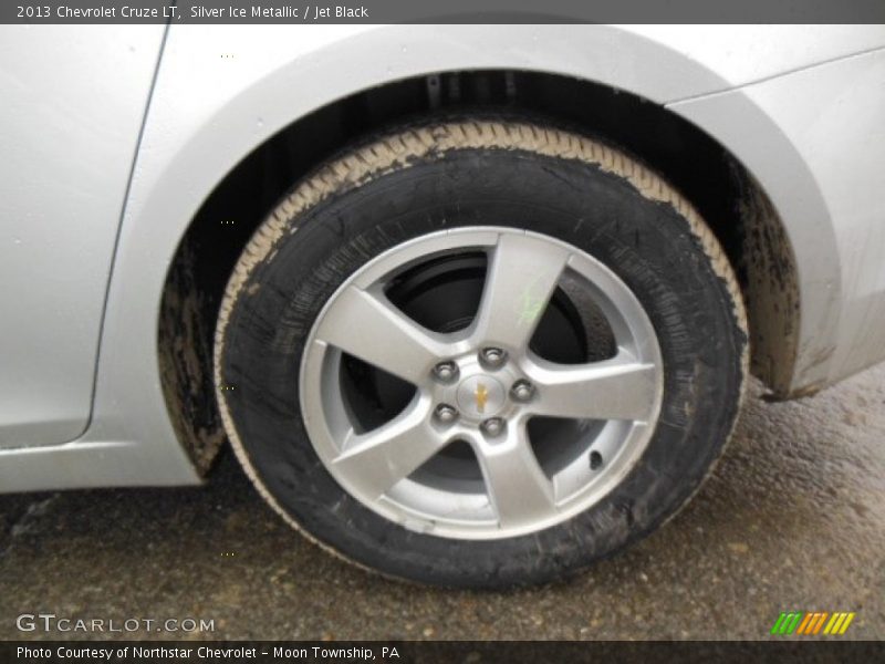 Silver Ice Metallic / Jet Black 2013 Chevrolet Cruze LT