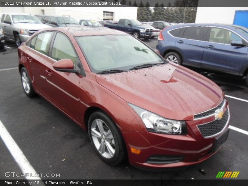 Front 3/4 View of 2013 Cruze LT