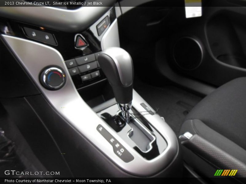 Silver Ice Metallic / Jet Black 2013 Chevrolet Cruze LT