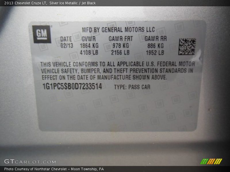 Silver Ice Metallic / Jet Black 2013 Chevrolet Cruze LT