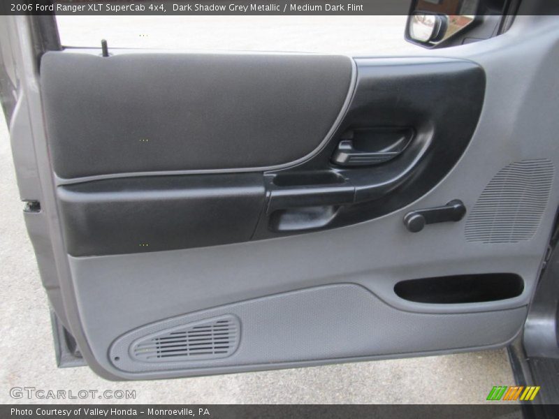 Door Panel of 2006 Ranger XLT SuperCab 4x4