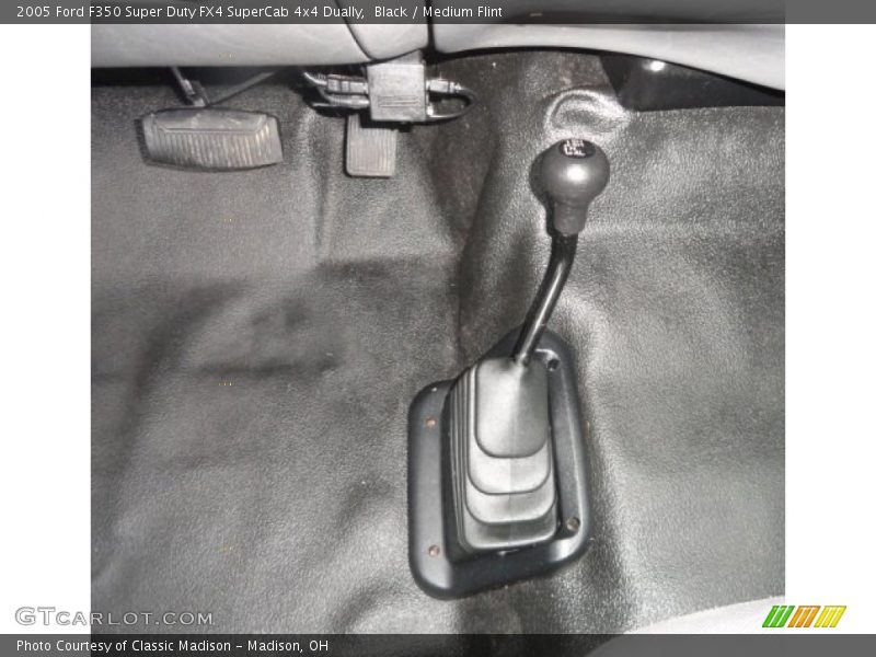 Black / Medium Flint 2005 Ford F350 Super Duty FX4 SuperCab 4x4 Dually