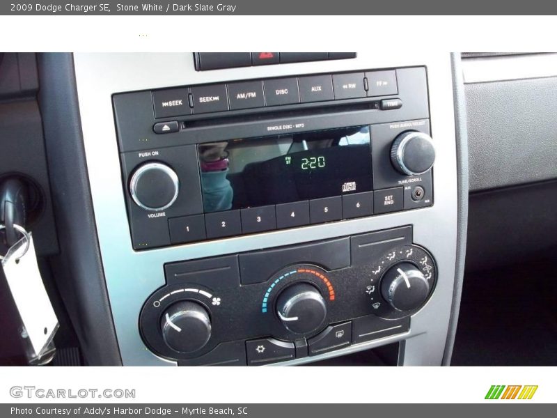 Stone White / Dark Slate Gray 2009 Dodge Charger SE