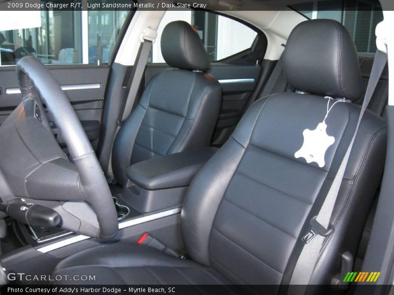Light Sandstone Metallic / Dark Slate Gray 2009 Dodge Charger R/T