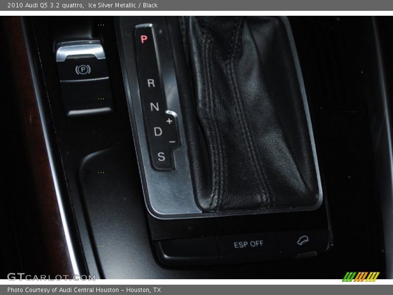 Ice Silver Metallic / Black 2010 Audi Q5 3.2 quattro