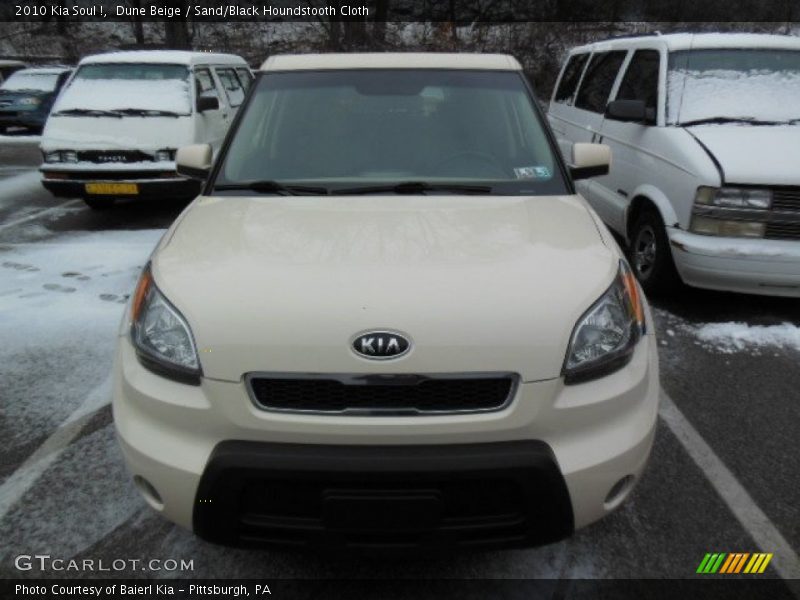 Dune Beige / Sand/Black Houndstooth Cloth 2010 Kia Soul !