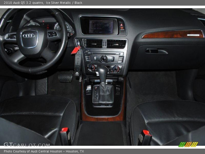Ice Silver Metallic / Black 2010 Audi Q5 3.2 quattro